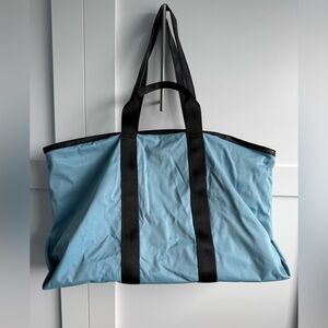 Wild Fable Large Tote Bag with Black Straps